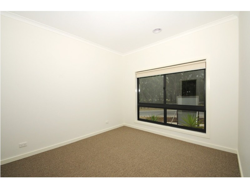 126 Manna Gum Drive, Pakenham VIC 3810