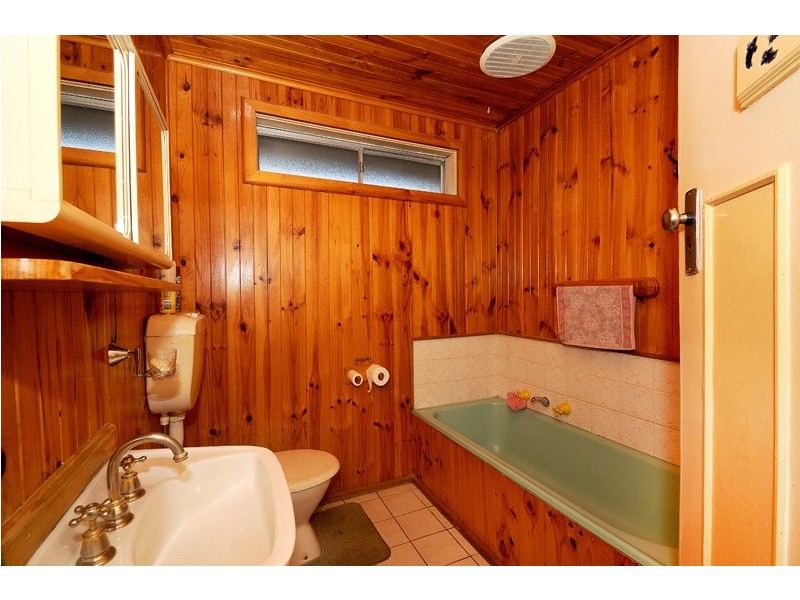 19 Wallowa Crescent, Frankston North VIC 3200