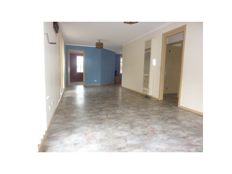 6 Moodie Court, Carrum Downs VIC 3201