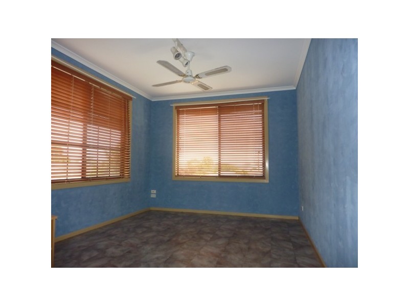 6 Moodie Court, Carrum Downs VIC 3201