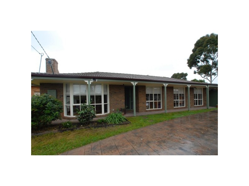 8 Landstead Court, Carrum Downs VIC 3201