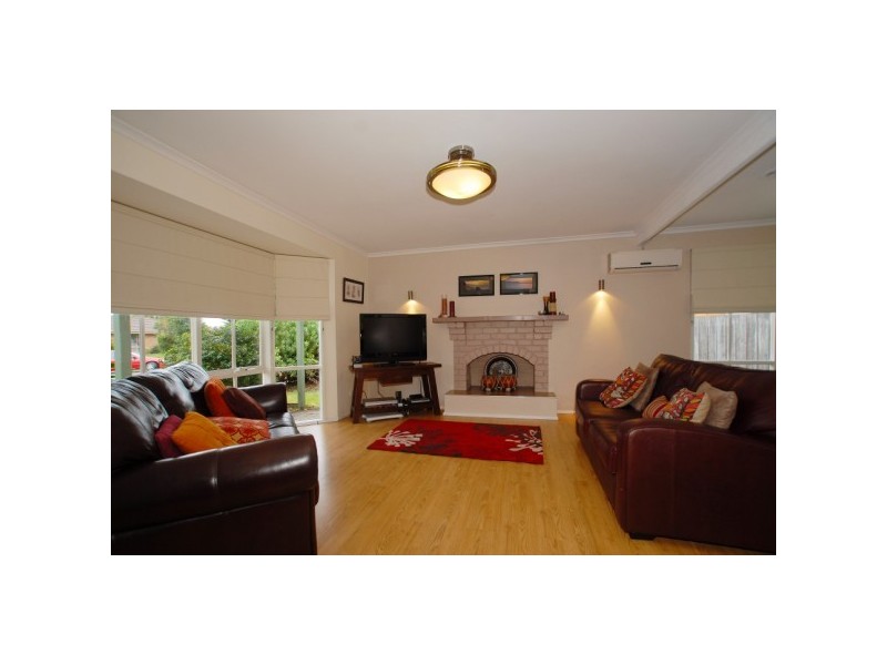 8 Landstead Court, Carrum Downs VIC 3201