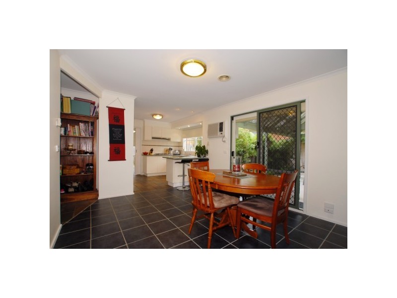 8 Landstead Court, Carrum Downs VIC 3201