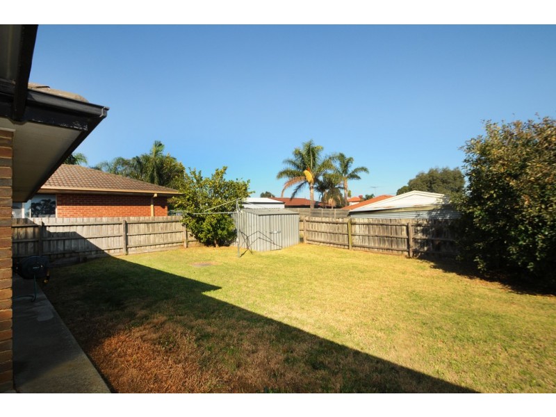 6 Strathearn Court, Carrum Downs VIC 3201