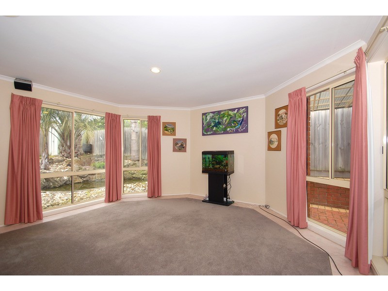 8 John Monash Drive, Skye VIC 3977