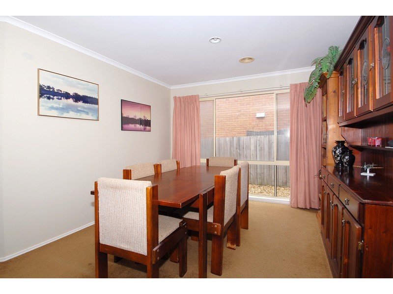 8 John Monash Drive, Skye VIC 3977