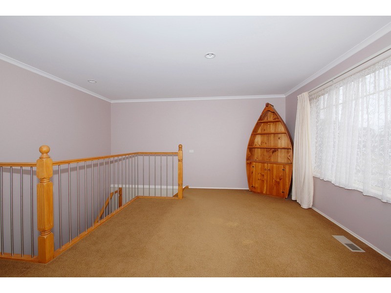 8 John Monash Drive, Skye VIC 3977