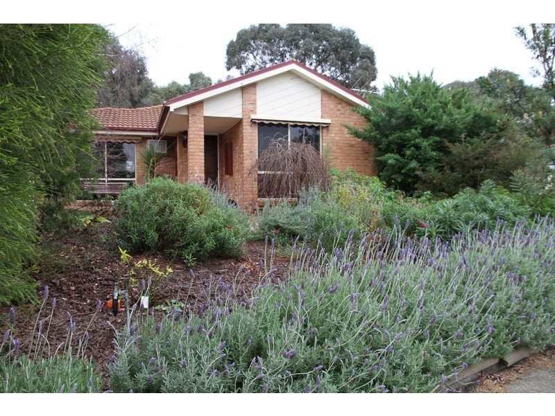 3 Elpara Place, Skye VIC 3977