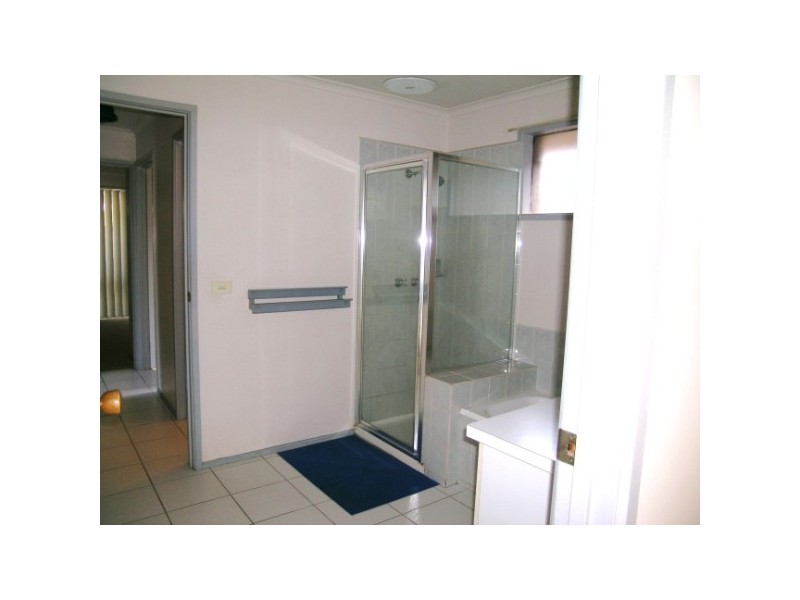 1/10 Mowbray Court, Carrum Downs VIC 3201