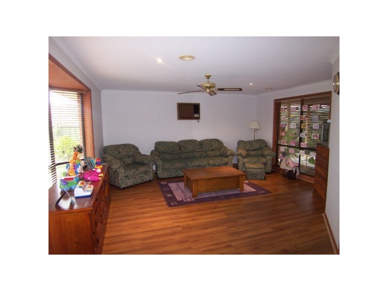 19 Fairhaven Road, Carrum Downs VIC 3201