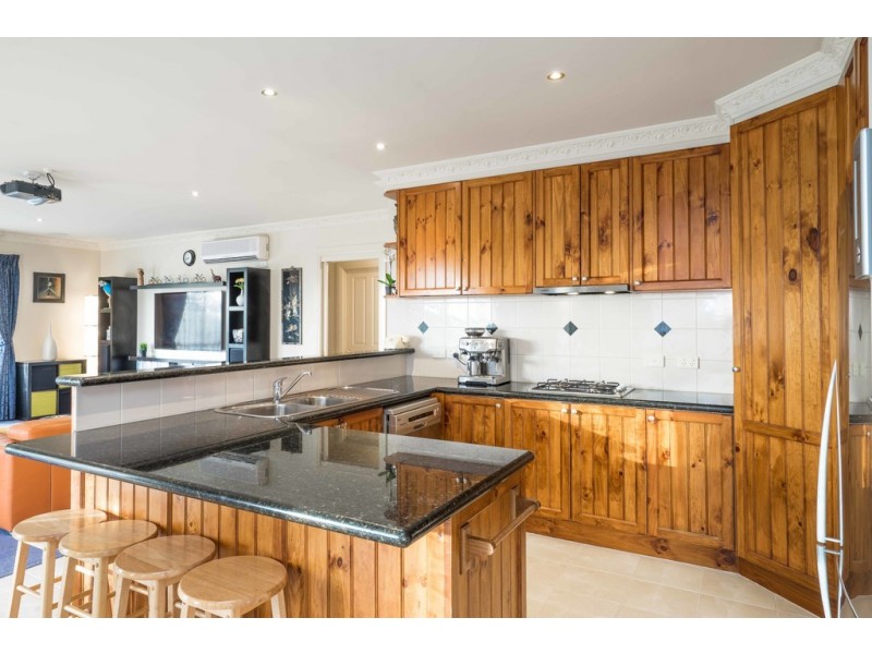 7 Carmela Way, Carrum Downs VIC 3201