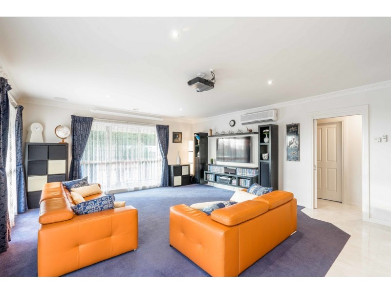 7 Carmela Way, Carrum Downs VIC 3201