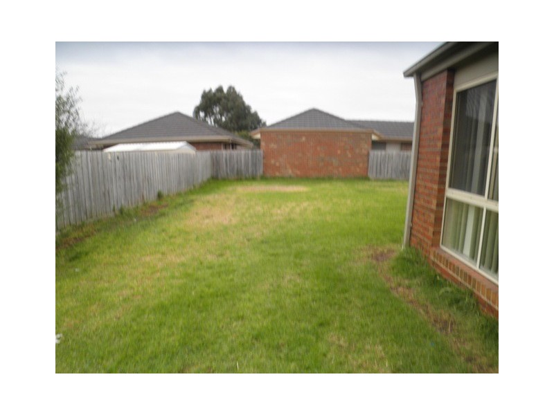 22 Lansell Court, Carrum Downs VIC 3201