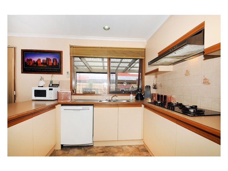 44 Pardalote Avenue, Carrum Downs VIC 3201