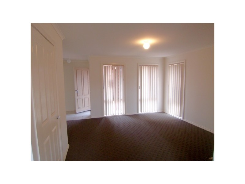 11/11 Coco Parade, Skye VIC 3977