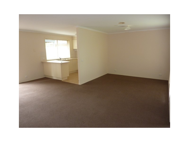 2 Glynelea Crescent, Skye VIC 3977