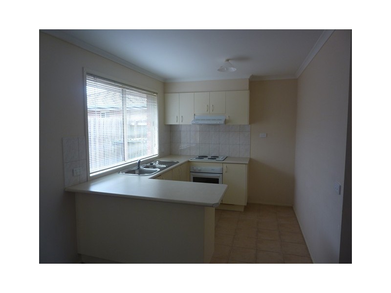 2 Glynelea Crescent, Skye VIC 3977