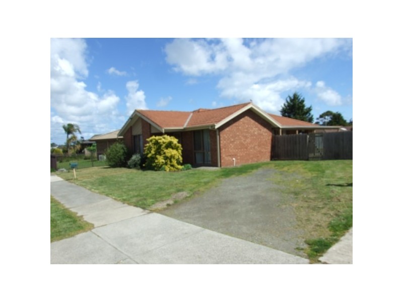183 Lyrebird Drive, Carrum Downs VIC 3201