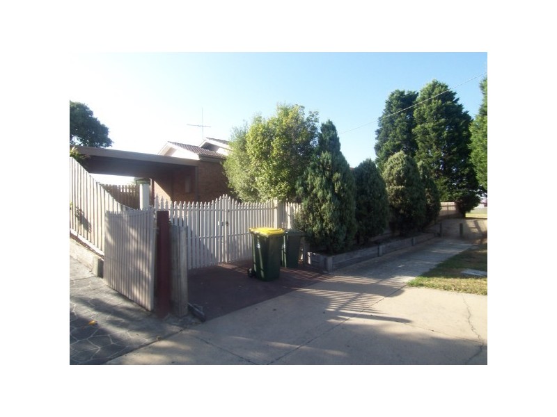 16 Marcella Court, Carrum Downs VIC 3201