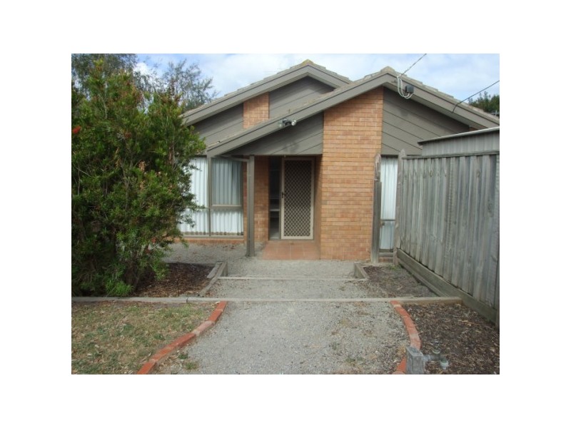 2 Hawthorn Court, Carrum Downs VIC 3201