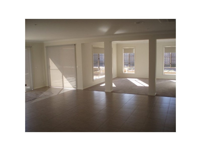 3 Stephanie Court, Carrum Downs VIC 3201