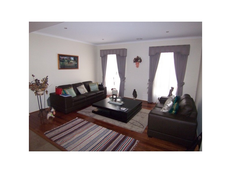 109 Sandhurst Blvd, Sandhurst VIC 3977