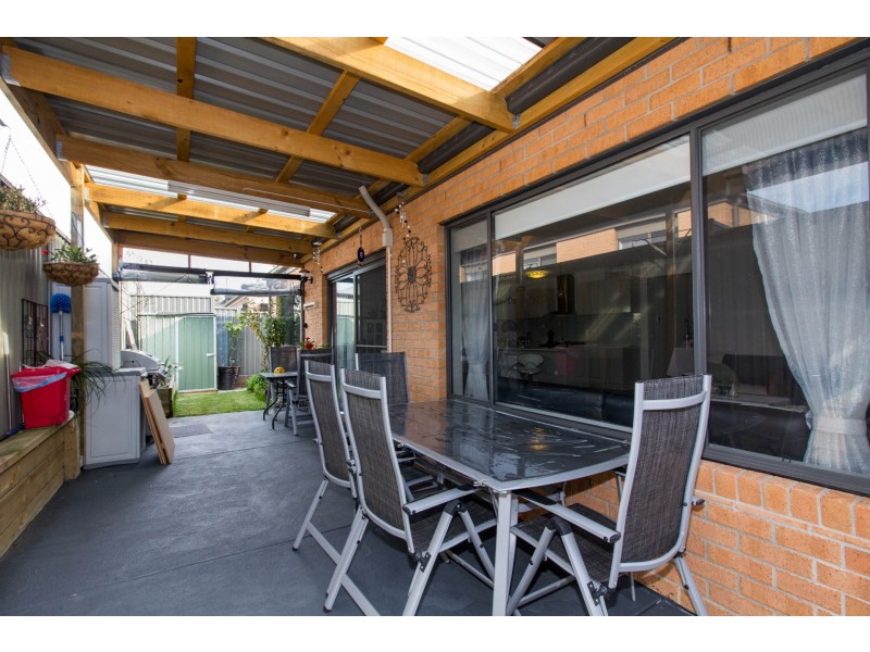 16 Wattlewoods Place, Carrum Downs VIC 3201