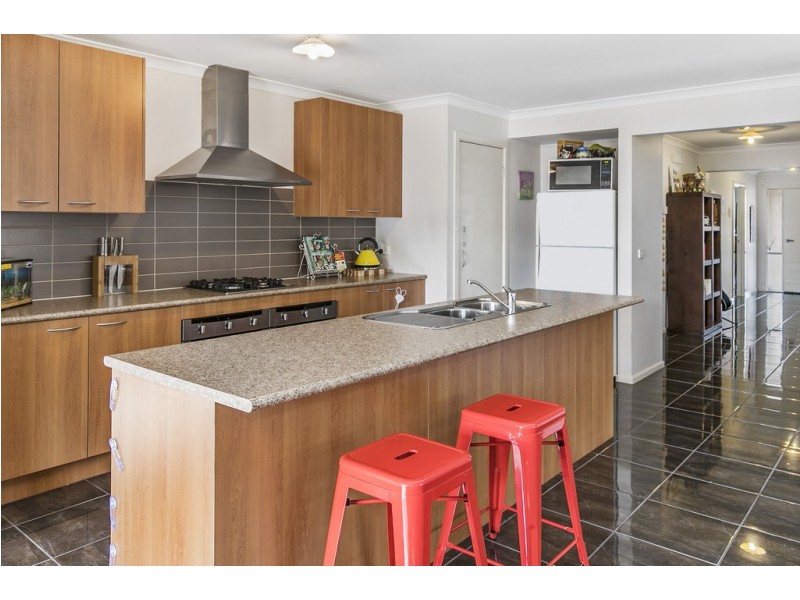 127 Gamble Road, Skye VIC 3977