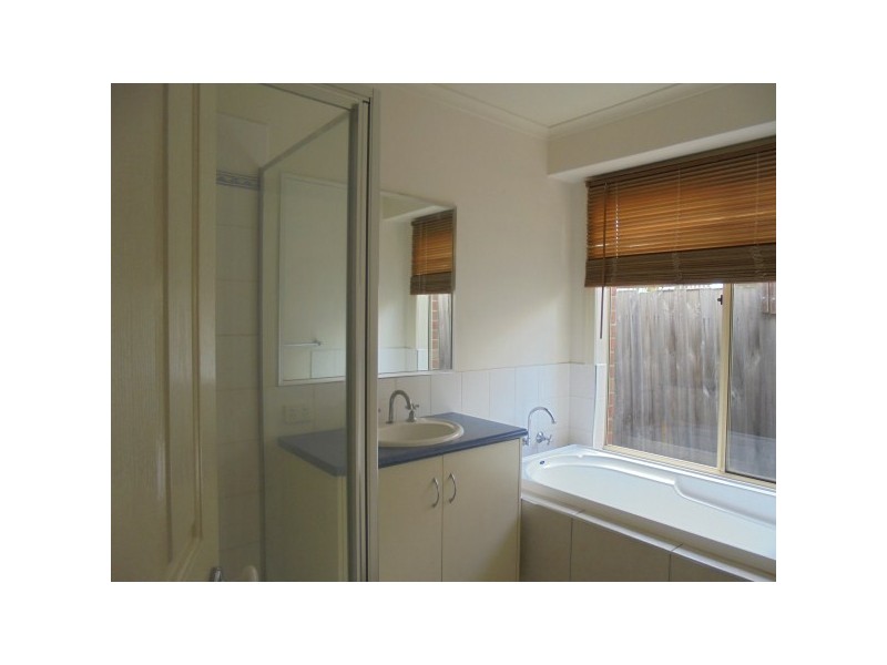 3 Essex Close, Cranbourne VIC 3977