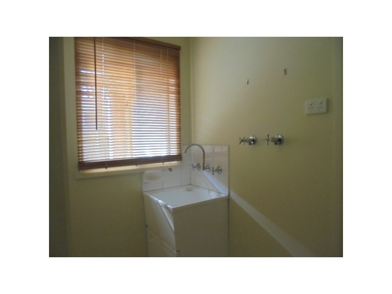 3 Essex Close, Cranbourne VIC 3977