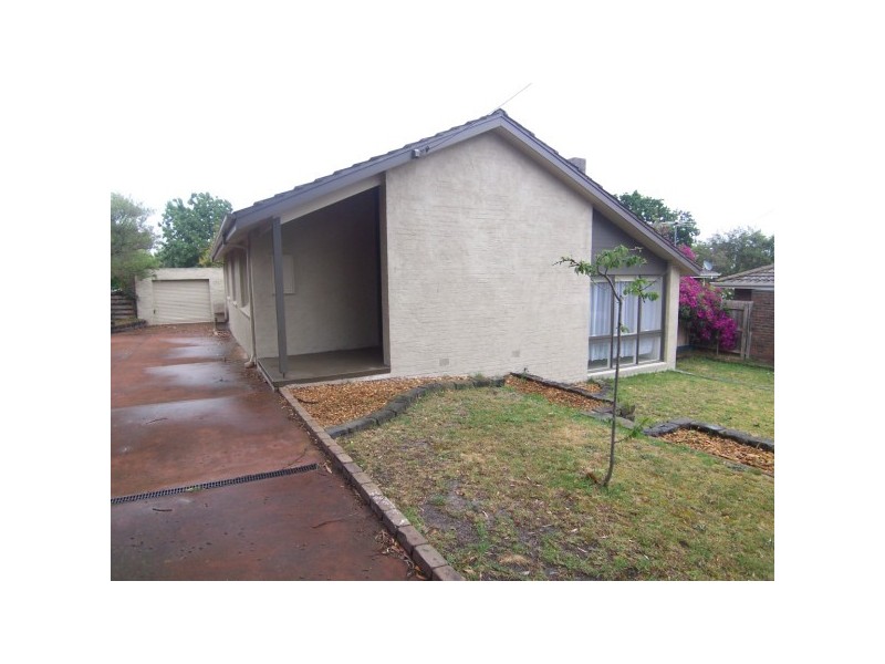 32 William Road, Carrum Downs VIC 3201