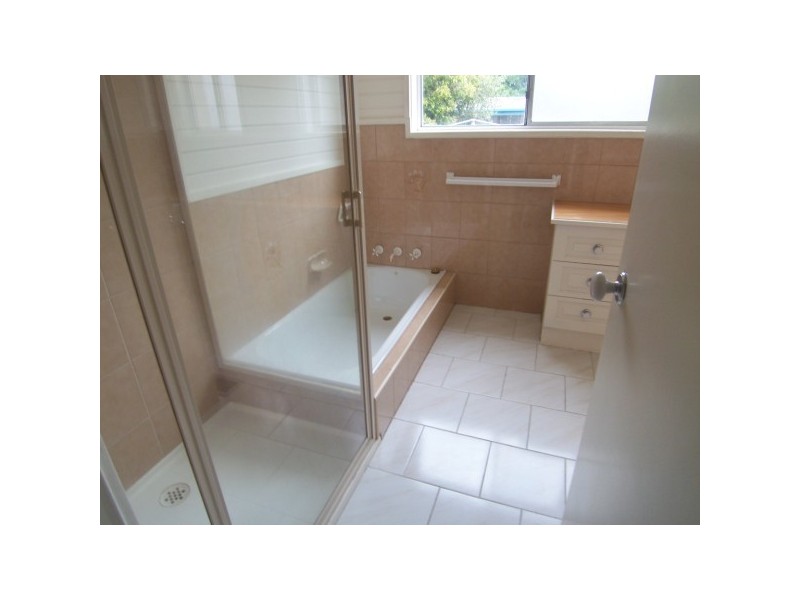 32 William Road, Carrum Downs VIC 3201