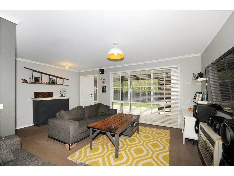 208 Hall Road, Carrum Downs VIC 3201