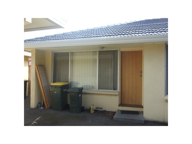 4/19 Lewis Street, Frankston VIC 3199