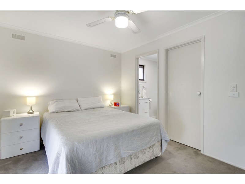 27 Paddington Avenue, Carrum Downs VIC 3201