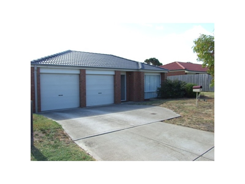 9 Windella Grove, Skye VIC 3977