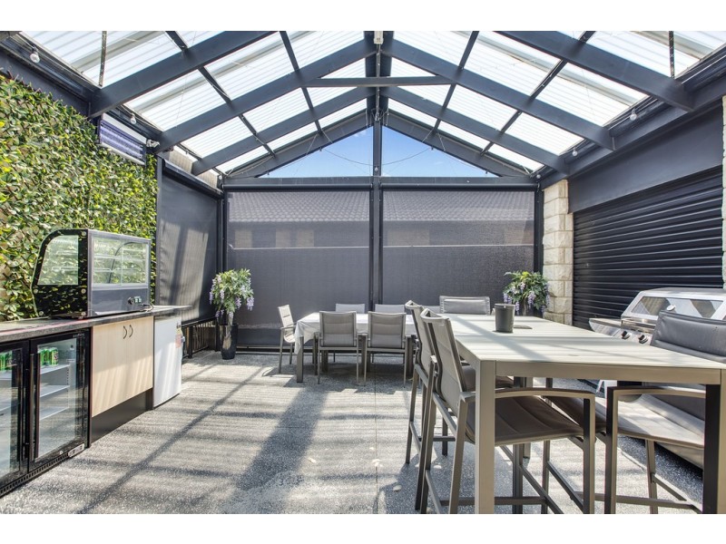 12 Villella Drive, Pakenham VIC 3810