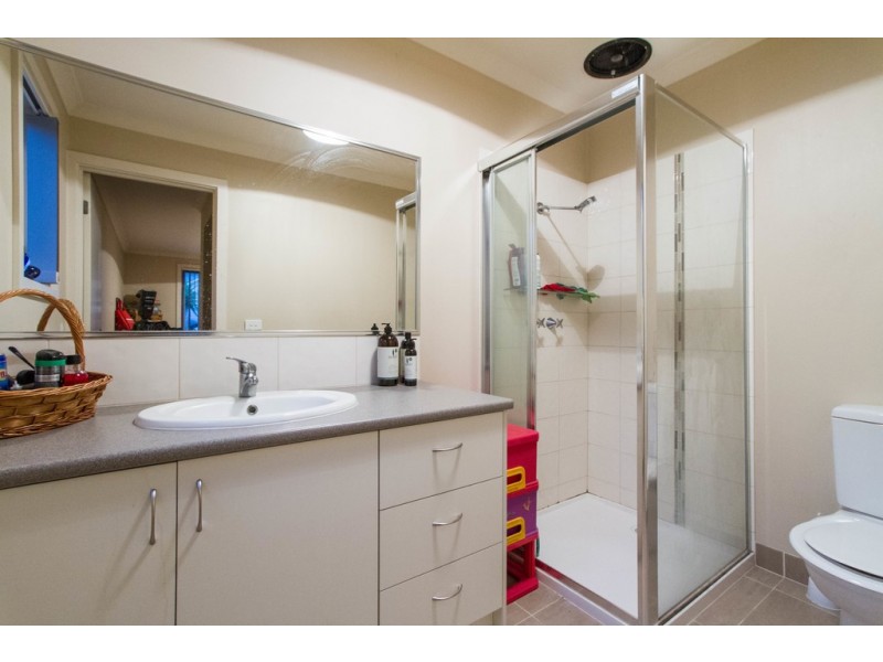 14 Villella Drive, Pakenham VIC 3810