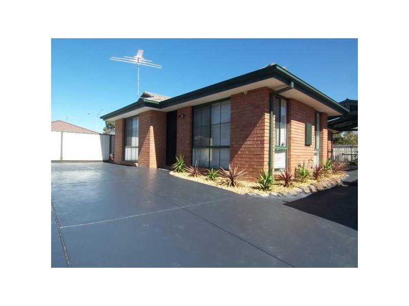 2 Poppy Place, Carrum Downs VIC 3201