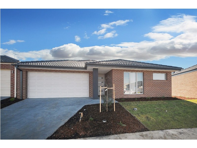 15 Sandstone Circuit, Carrum Downs VIC 3201