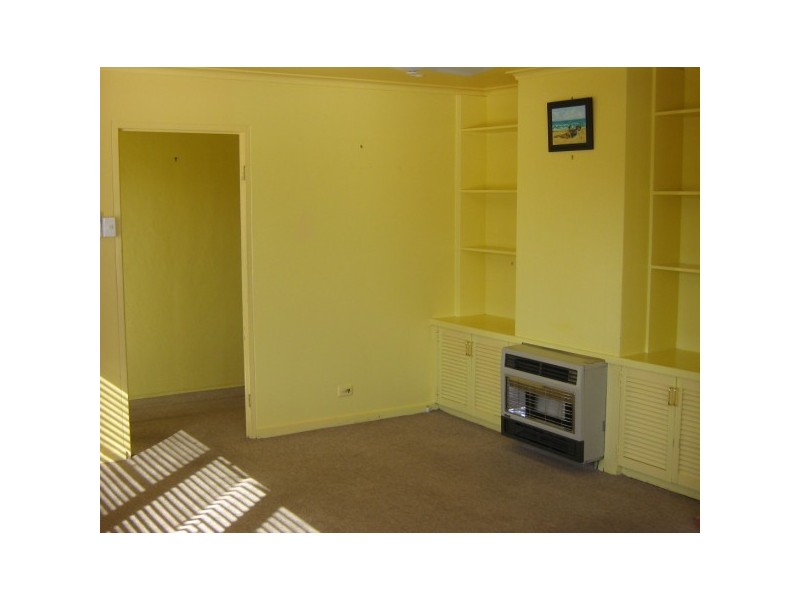 16 Burdett Street, Frankston North VIC 3200