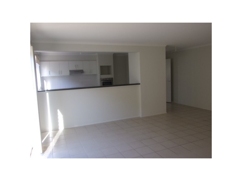 30 Golden Way, Skye VIC 3977