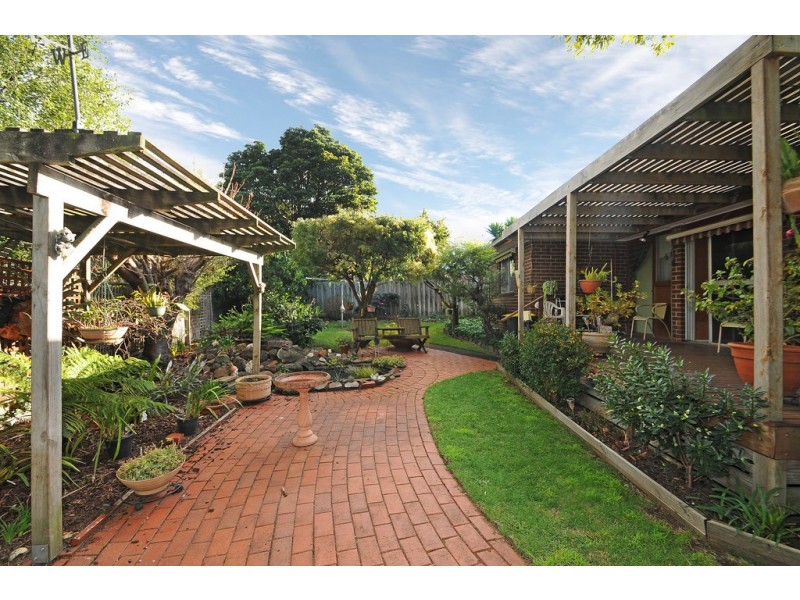 6 Giselle Court, Frankston VIC 3199