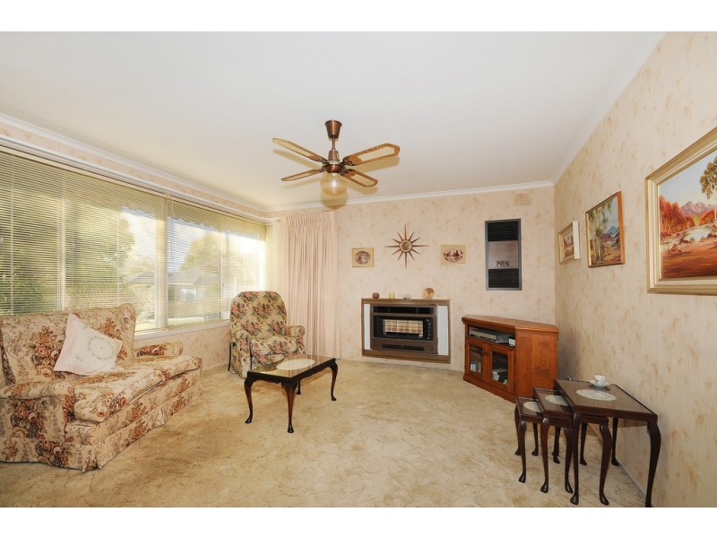 6 Giselle Court, Frankston VIC 3199