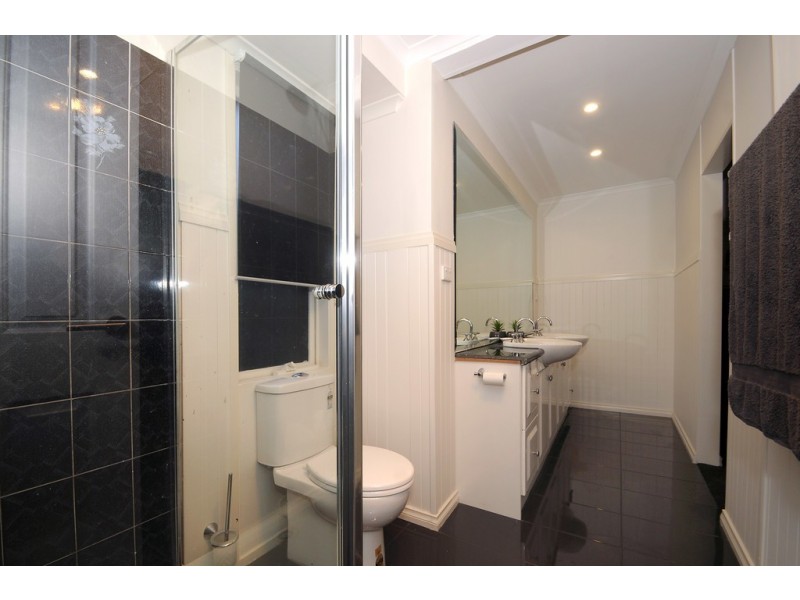 2 Carrington Crescent, Carrum Downs VIC 3201