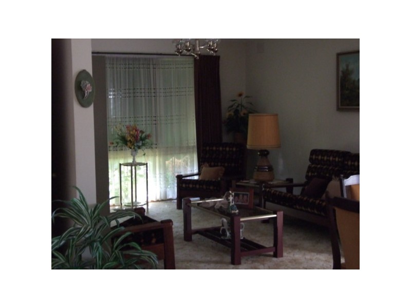 42 Christopher Drive, Frankston South VIC 3199