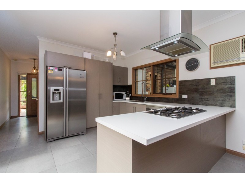 18 Derham Street, Pearcedale VIC 3912