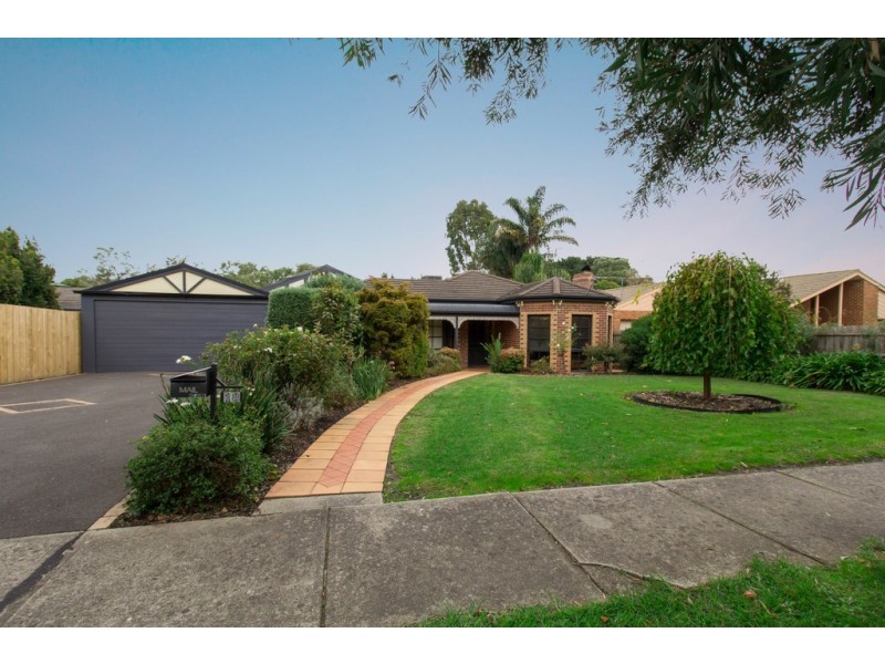 18 Derham Street, Pearcedale VIC 3912