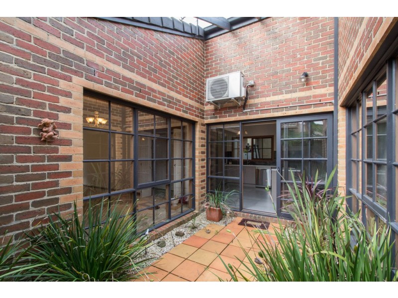 18 Derham Street, Pearcedale VIC 3912