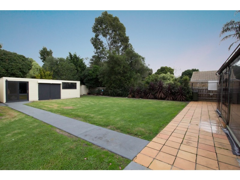 18 Derham Street, Pearcedale VIC 3912